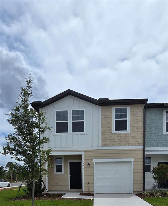 最近售出: $299,990 (3 贝兹, 2 浴室, 1422 平方英尺)