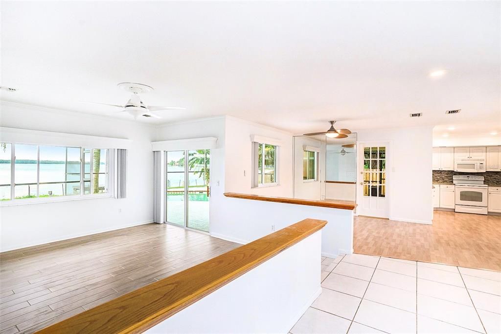 Activo con contrato: $850,000 (4 camas, 3 baños, 2324 Pies cuadrados)