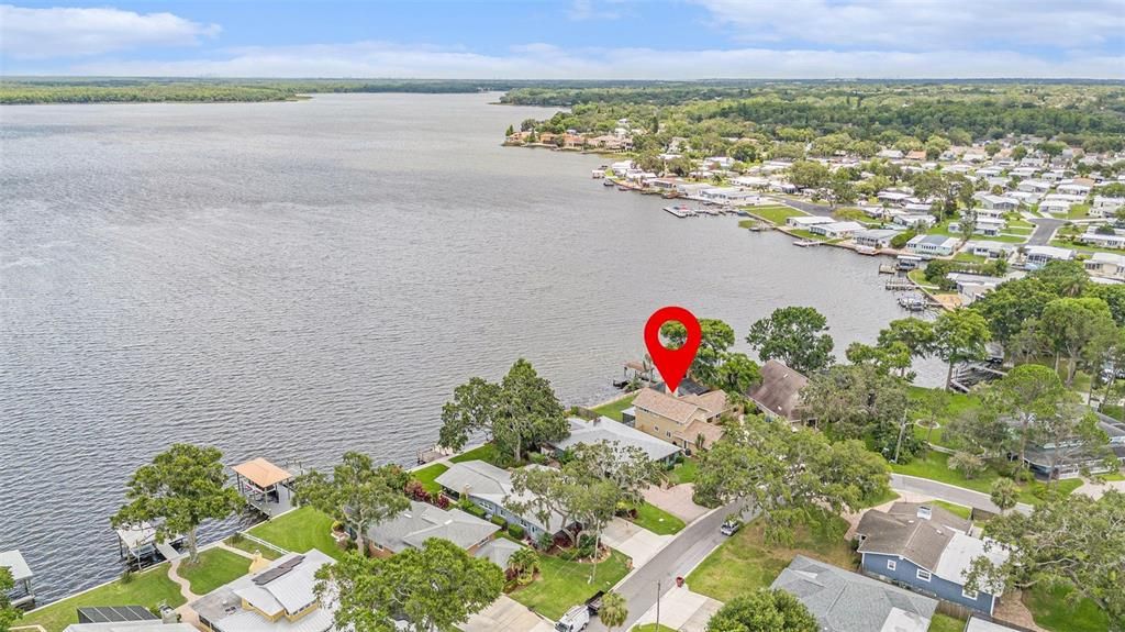 Activo con contrato: $850,000 (4 camas, 3 baños, 2324 Pies cuadrados)