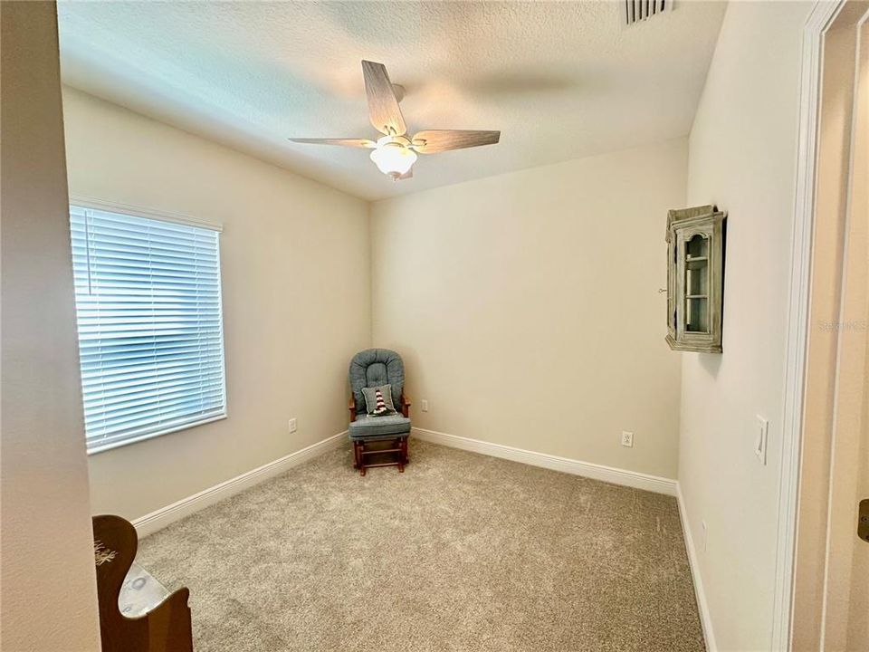 Active With Contract: $3,650 (3 beds, 2 baths, 1861 Square Feet)