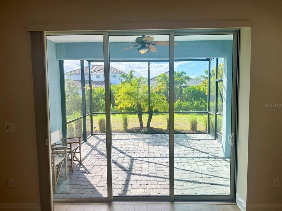 Active With Contract: $3,650 (3 beds, 2 baths, 1861 Square Feet)