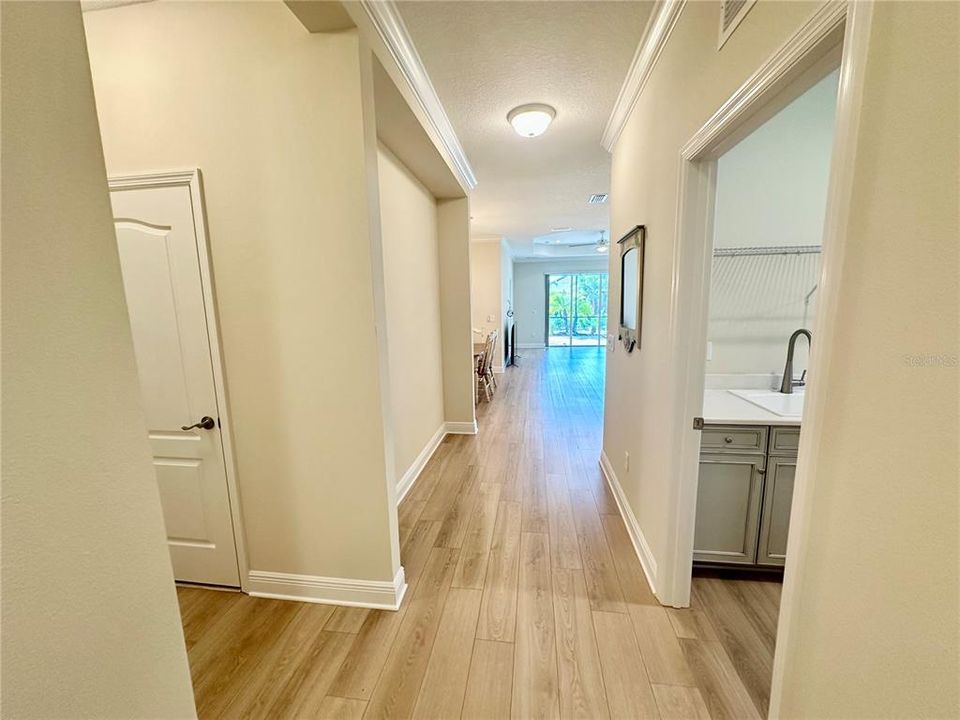 Active With Contract: $3,650 (3 beds, 2 baths, 1861 Square Feet)