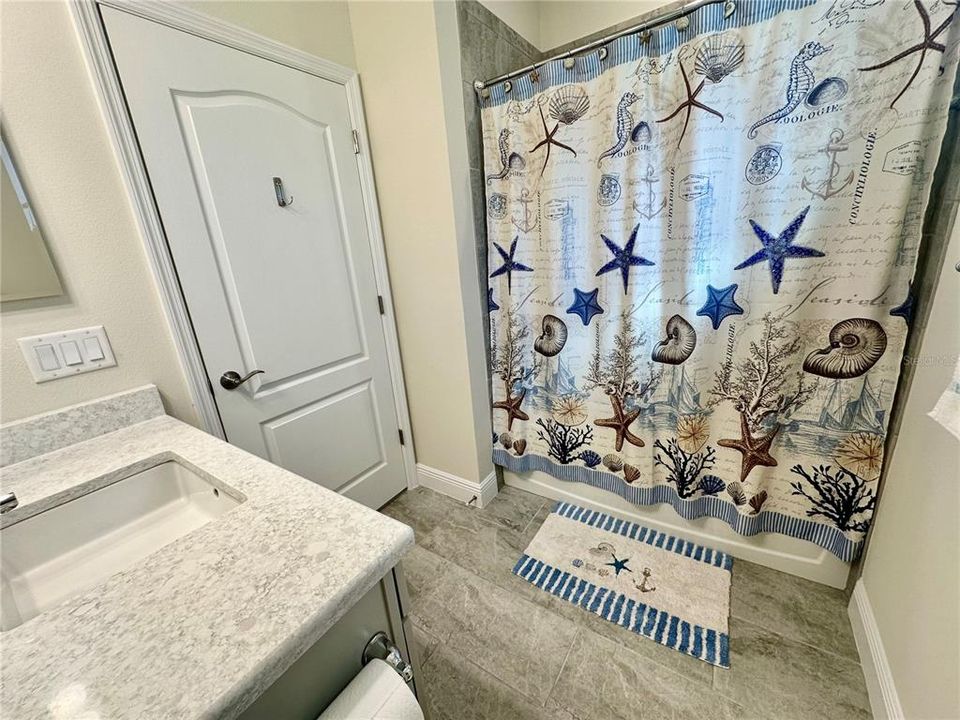 Active With Contract: $3,650 (3 beds, 2 baths, 1861 Square Feet)