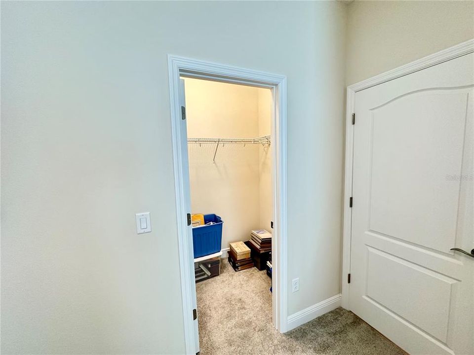 Active With Contract: $3,650 (3 beds, 2 baths, 1861 Square Feet)