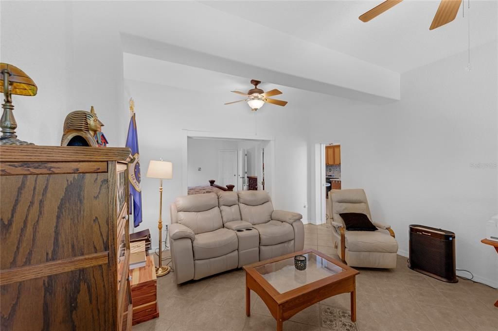 Office/Den/Bonus Room
