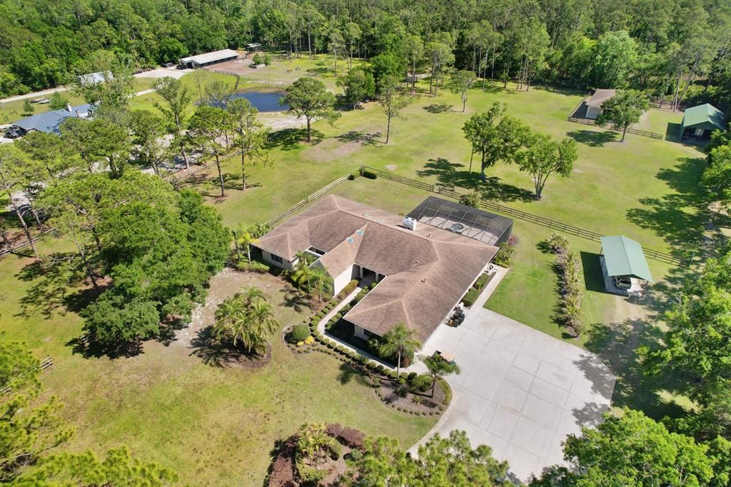 Activo con contrato: $1,875,000 (4 camas, 4 baños, 4292 Pies cuadrados)