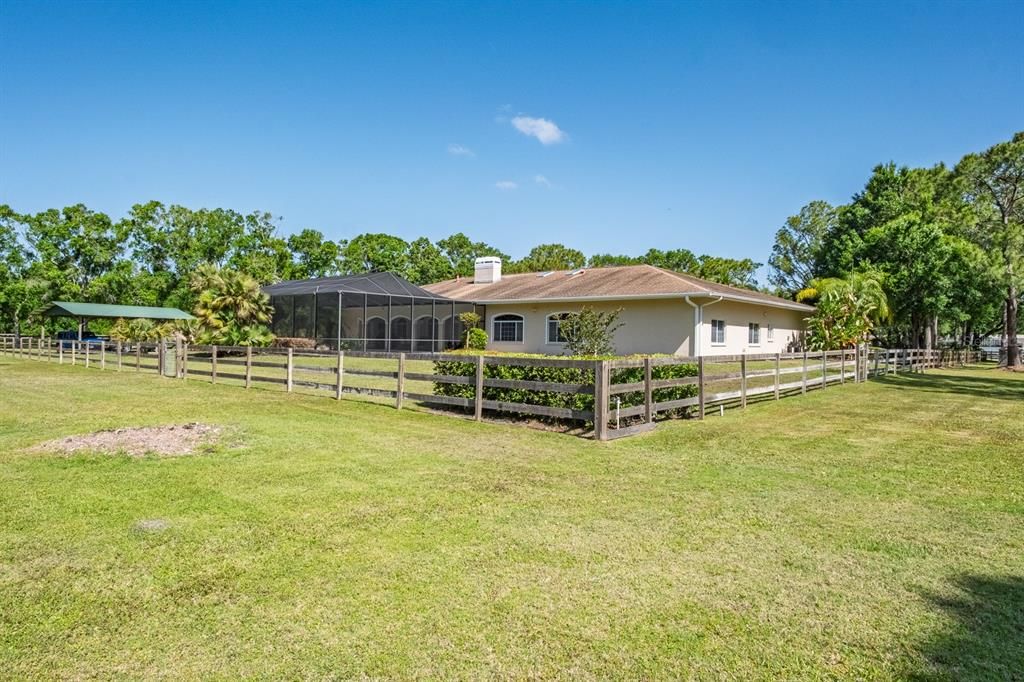 Activo con contrato: $1,875,000 (4 camas, 4 baños, 4292 Pies cuadrados)