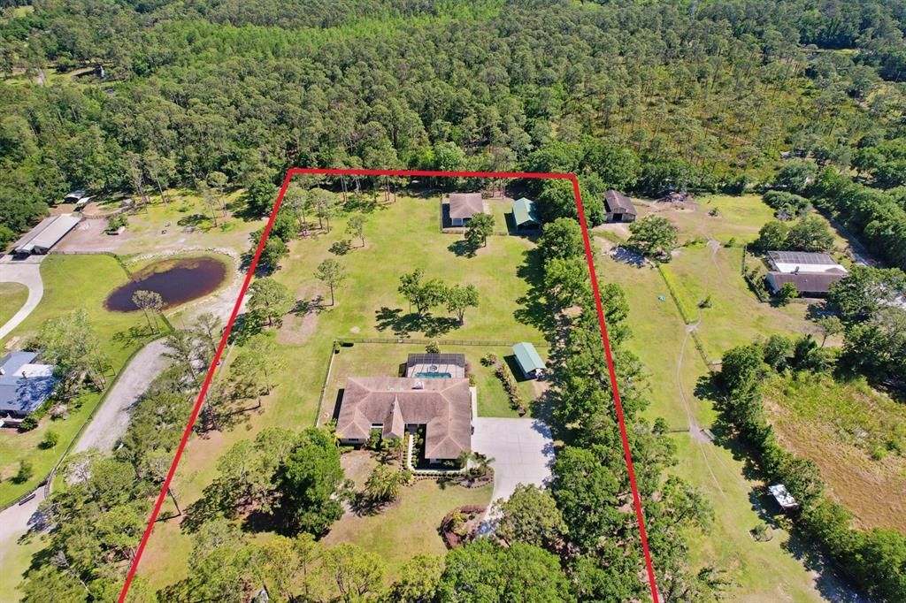 Activo con contrato: $1,875,000 (4 camas, 4 baños, 4292 Pies cuadrados)