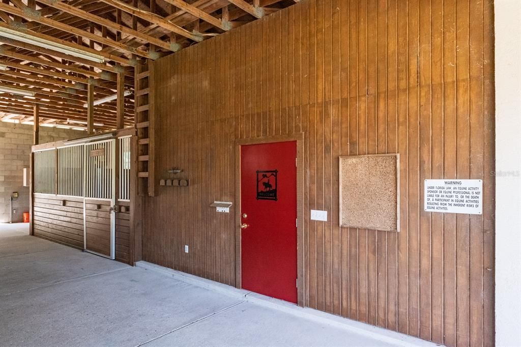 Activo con contrato: $1,875,000 (4 camas, 4 baños, 4292 Pies cuadrados)