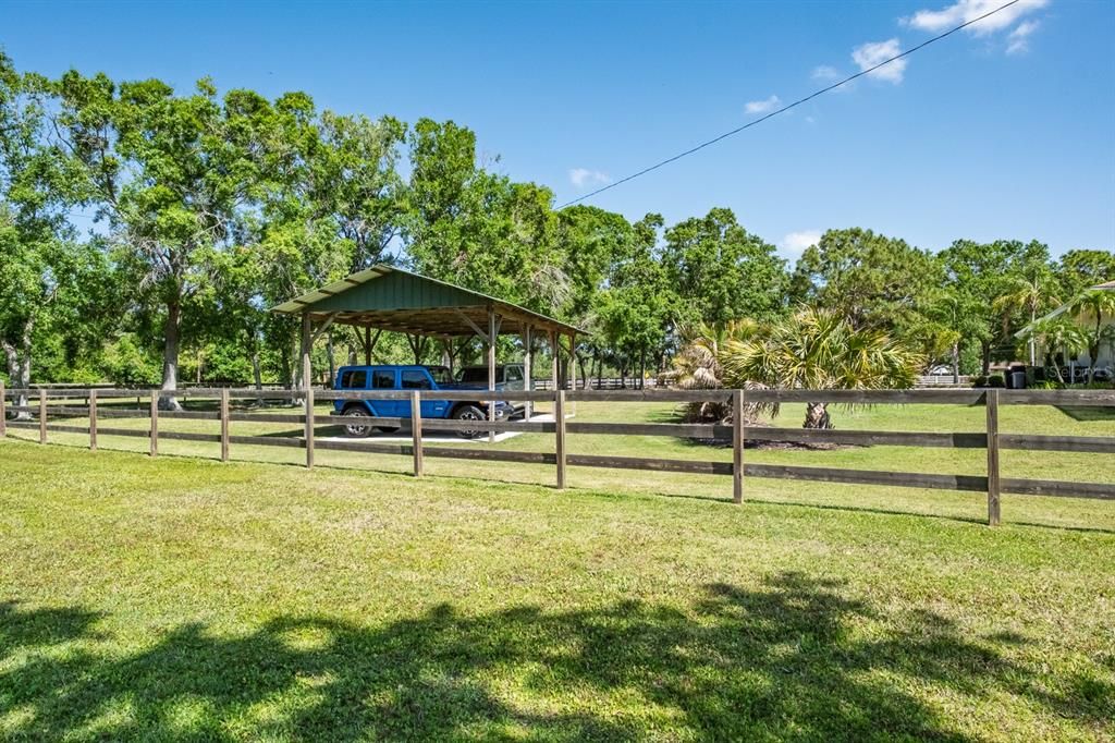 Activo con contrato: $1,875,000 (4 camas, 4 baños, 4292 Pies cuadrados)