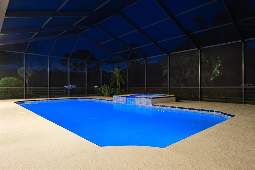 Activo con contrato: $1,875,000 (4 camas, 4 baños, 4292 Pies cuadrados)