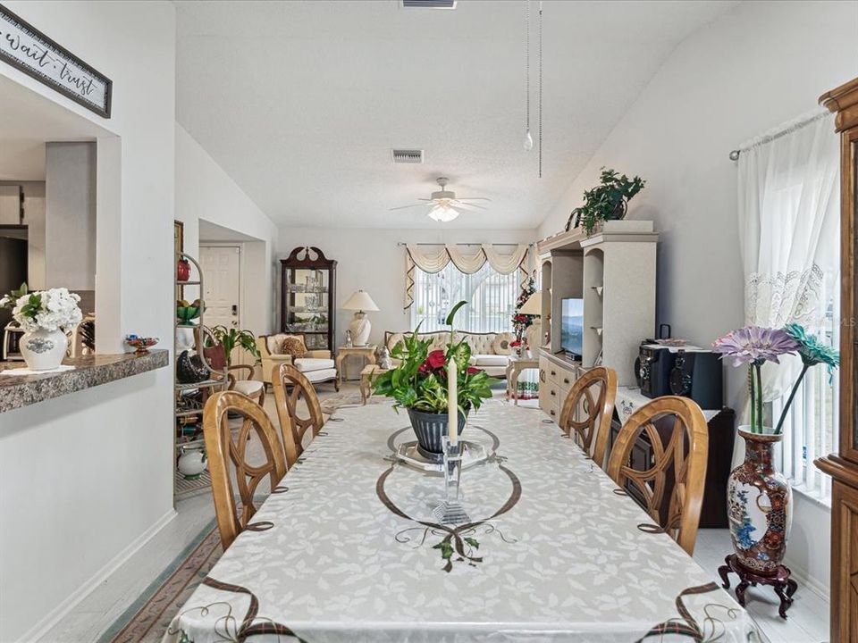 For Sale: $179,800 (2 beds, 2 baths, 1542 Square Feet)