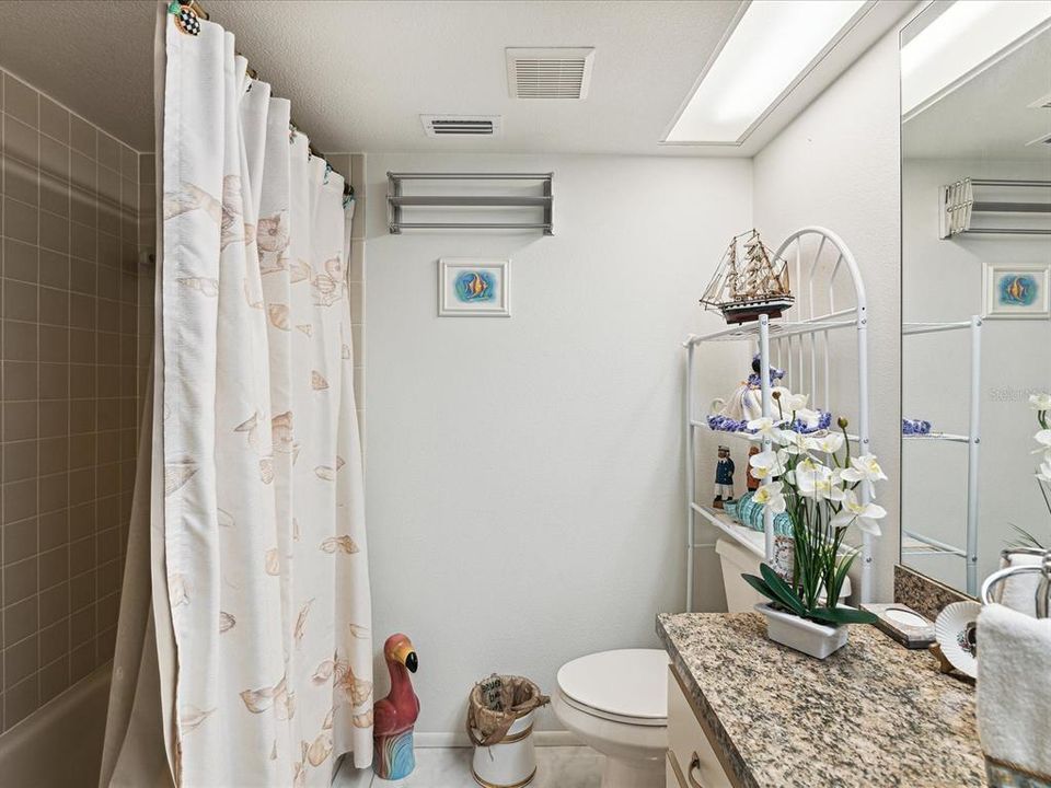 For Sale: $179,800 (2 beds, 2 baths, 1542 Square Feet)