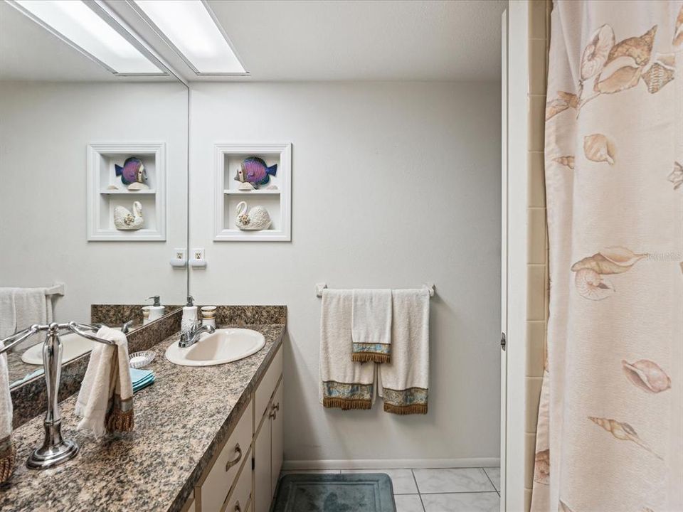 For Sale: $179,800 (2 beds, 2 baths, 1542 Square Feet)