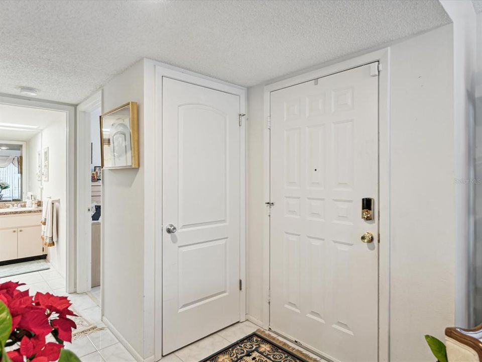 For Sale: $179,800 (2 beds, 2 baths, 1542 Square Feet)