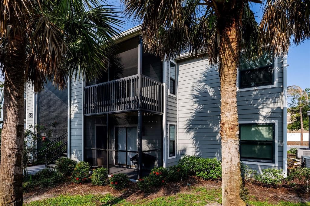 Под контрактом: $135,000 (1 спален, 1 ванн, 645 Квадратных фут)