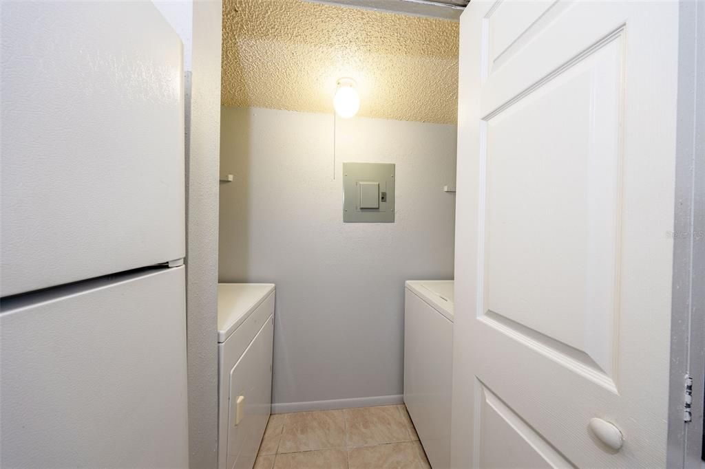 Под контрактом: $135,000 (1 спален, 1 ванн, 645 Квадратных фут)