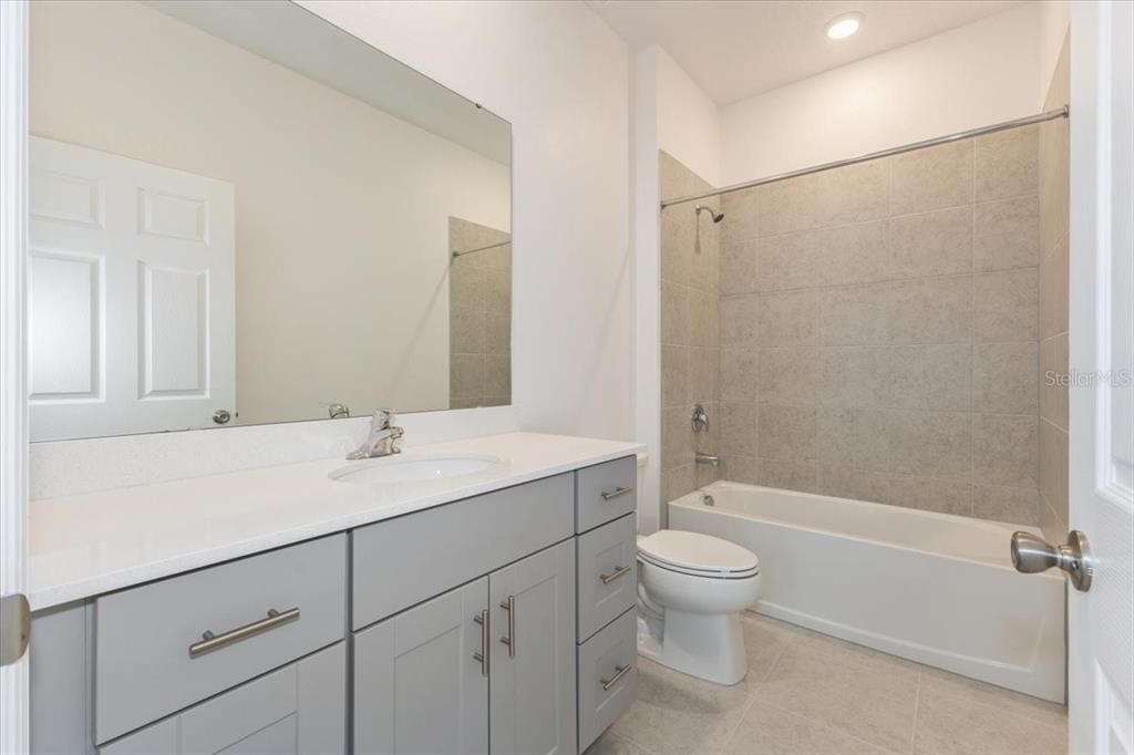 Active With Contract: $289,990 (3 beds, 2 baths, 1501 Square Feet)