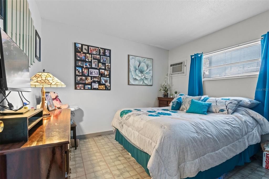 Active With Contract: $1,050,000 (0 beds, 0 baths, 5374 Square Feet)