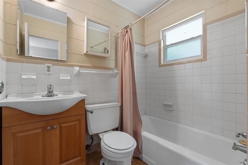 Active With Contract: $1,050,000 (0 beds, 0 baths, 5374 Square Feet)