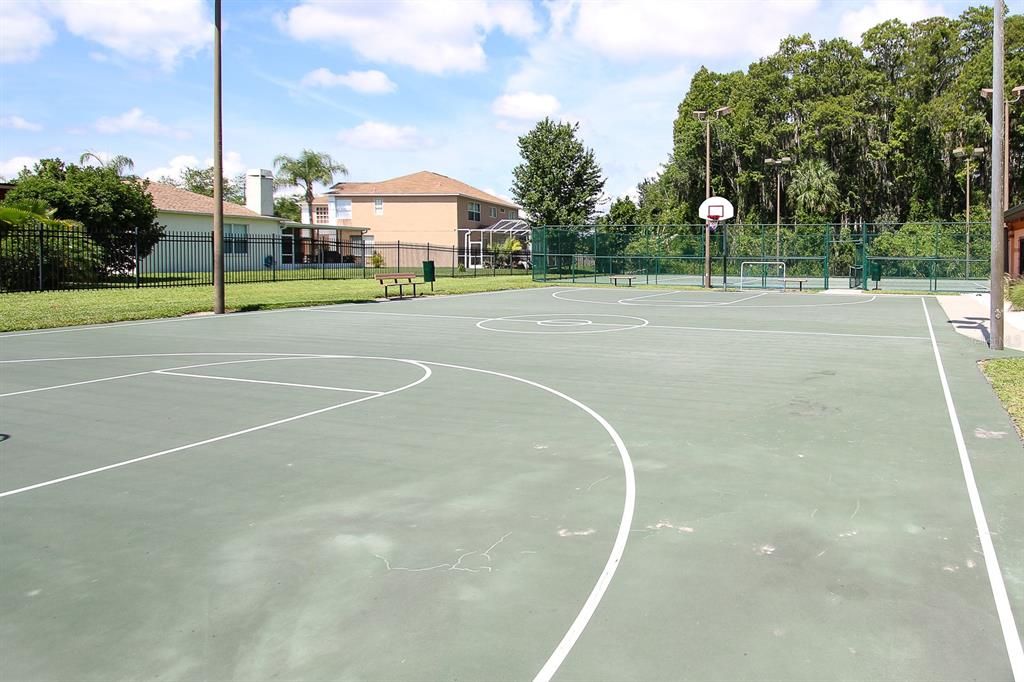 На продажу: $475,000 (4 спален, 3 ванн, 1910 Квадратных фут)