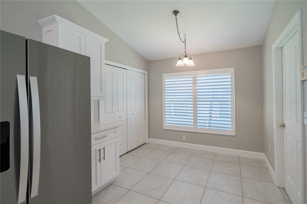 На продажу: $475,000 (4 спален, 3 ванн, 1910 Квадратных фут)