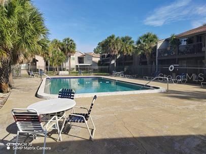 For Sale: $94,900 (1 beds, 1 baths, 552 Square Feet)