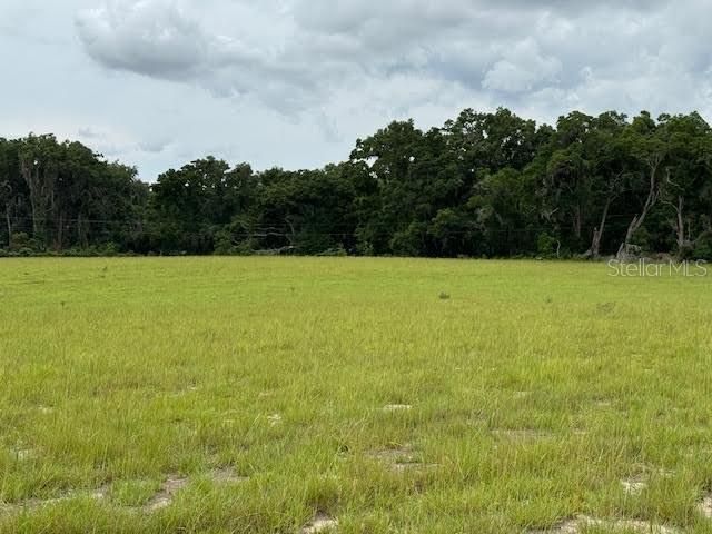 待售: $259,900 (10.24 acres)