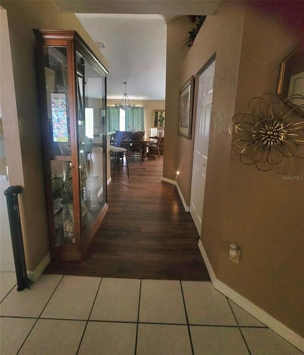 En Venta: $700,000 (3 camas, 2 baños, 1484 Pies cuadrados)