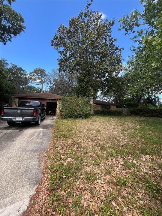 最近售出: $186,000 (3 贝兹, 2 浴室, 1480 平方英尺)