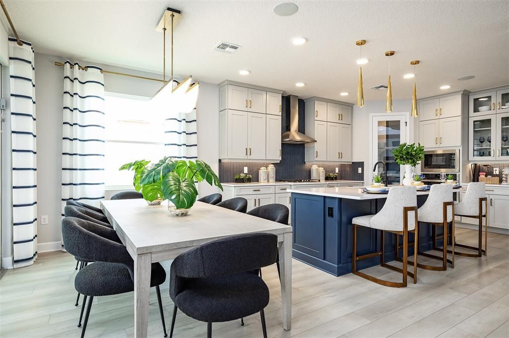 На продажу: $1,099,000 (5 спален, 4 ванн, 3485 Квадратных фут)