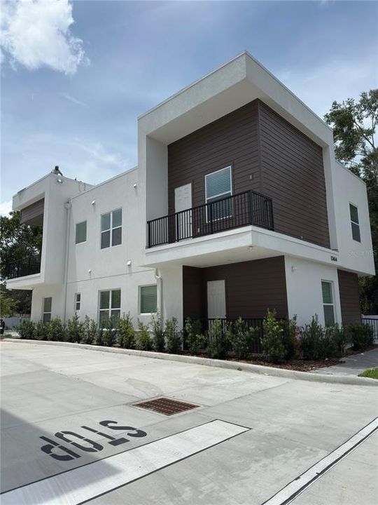 For Rent: $2,950 (3 beds, 3 baths, 0 Square Feet)