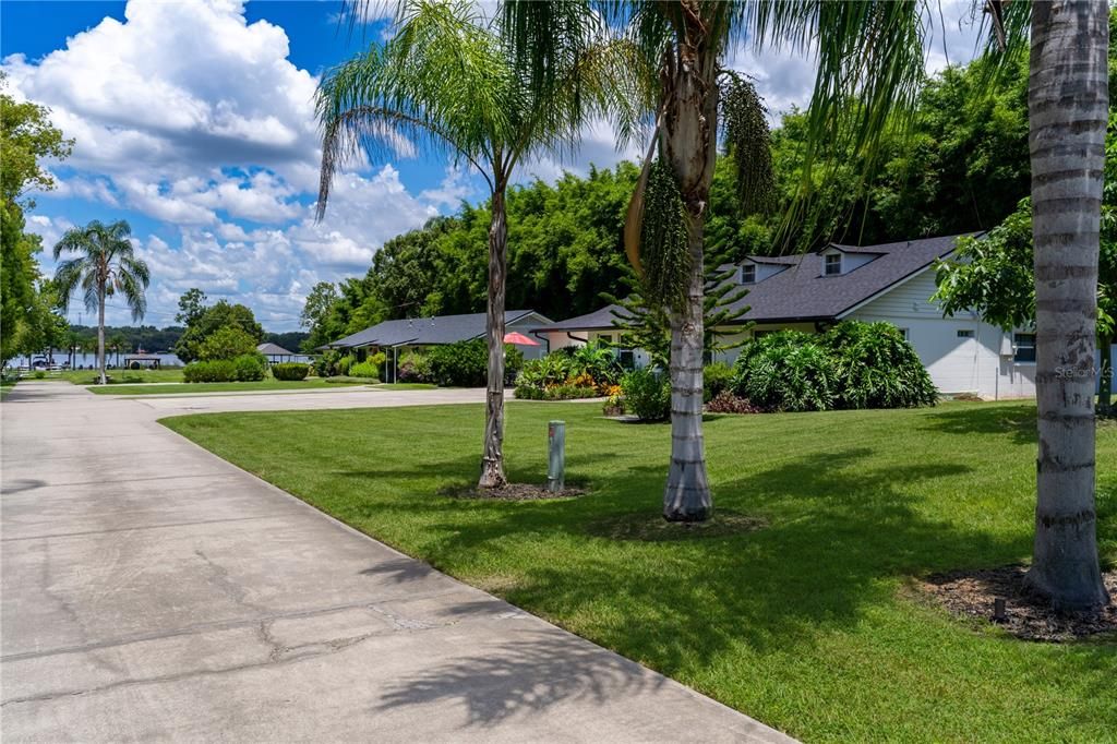 For Sale: $1,900,000 (10 beds, 8 baths, 5499 Square Feet)