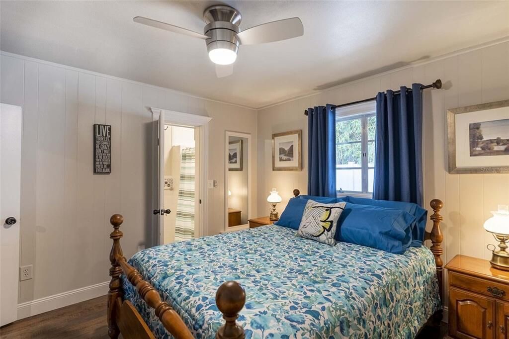 For Sale: $1,900,000 (10 beds, 8 baths, 5499 Square Feet)