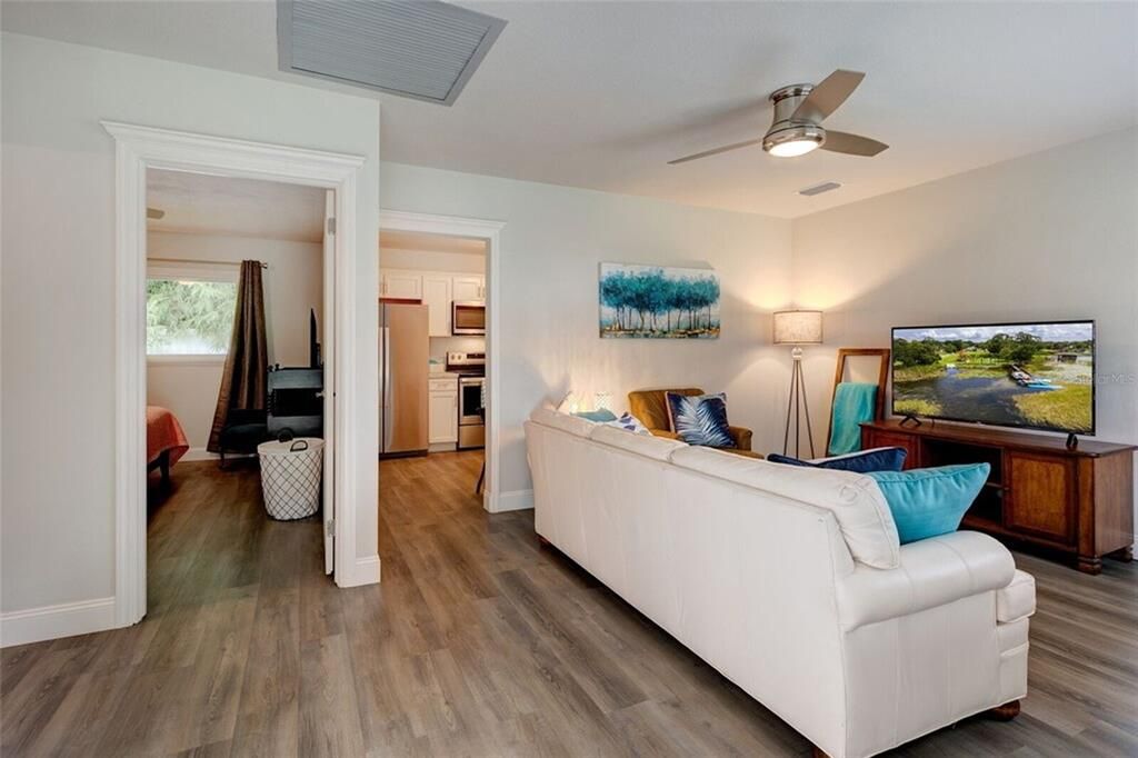 For Sale: $1,900,000 (10 beds, 8 baths, 5499 Square Feet)