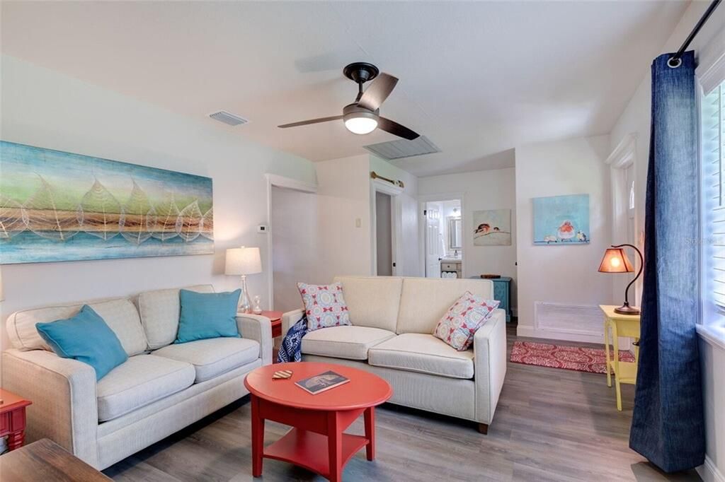 For Sale: $1,900,000 (10 beds, 8 baths, 5499 Square Feet)