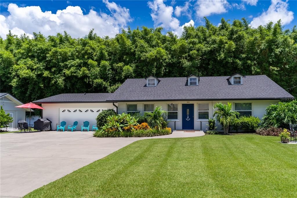 For Sale: $1,900,000 (10 beds, 8 baths, 5499 Square Feet)