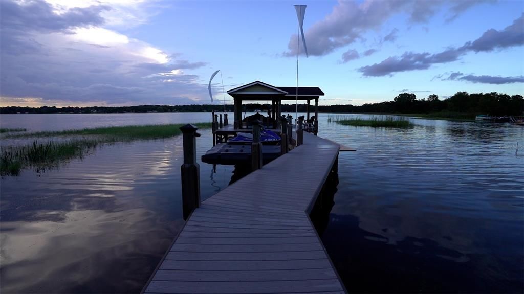 For Sale: $1,900,000 (10 beds, 8 baths, 5499 Square Feet)