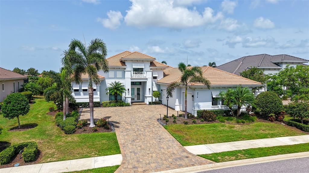 For Rent: $12,000 (4 beds, 4 baths, 3998 Square Feet)