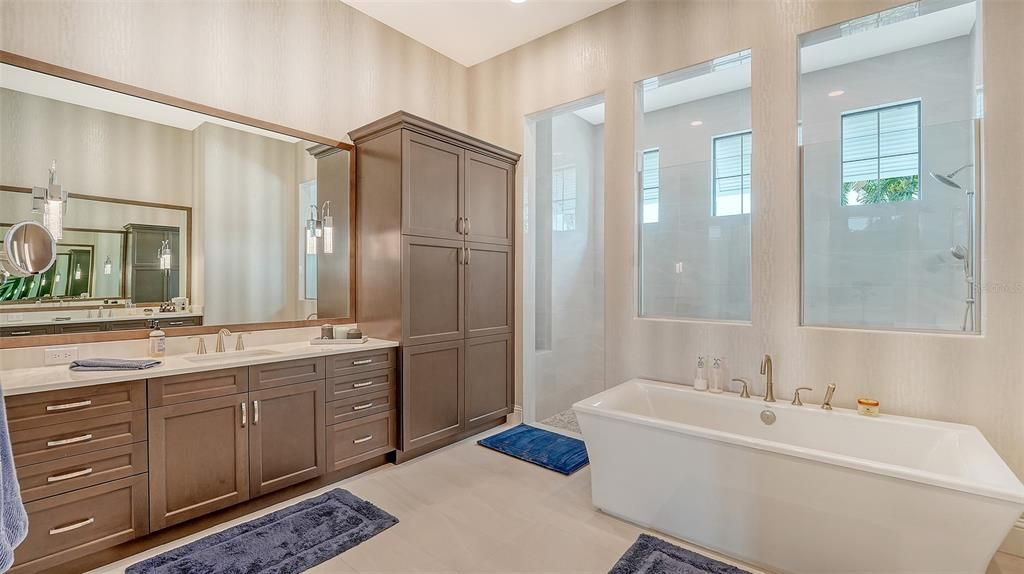 For Rent: $12,000 (4 beds, 4 baths, 3998 Square Feet)