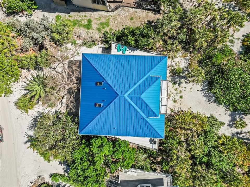 For Sale: $1,580,000 (2 beds, 2 baths, 1124 Square Feet)