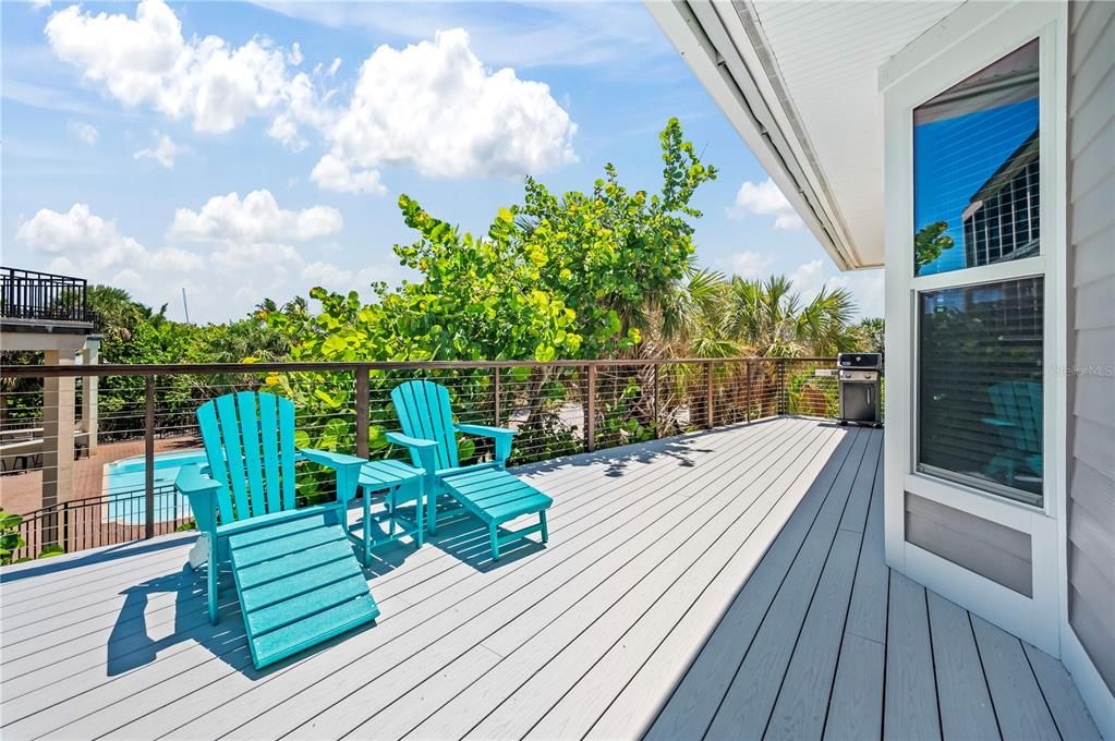 For Sale: $1,580,000 (2 beds, 2 baths, 1124 Square Feet)