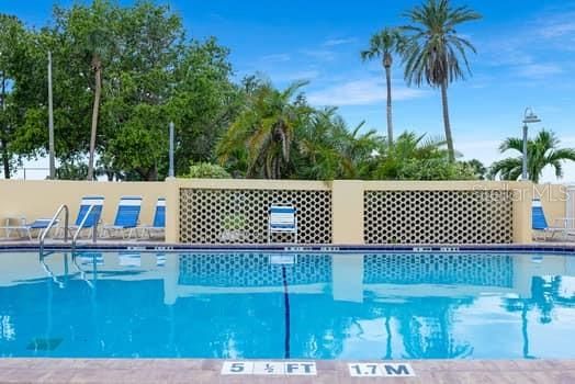 待售: $140,000 (1 贝兹, 1 浴室, 308 平方英尺)