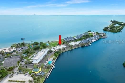 待售: $140,000 (1 贝兹, 1 浴室, 308 平方英尺)