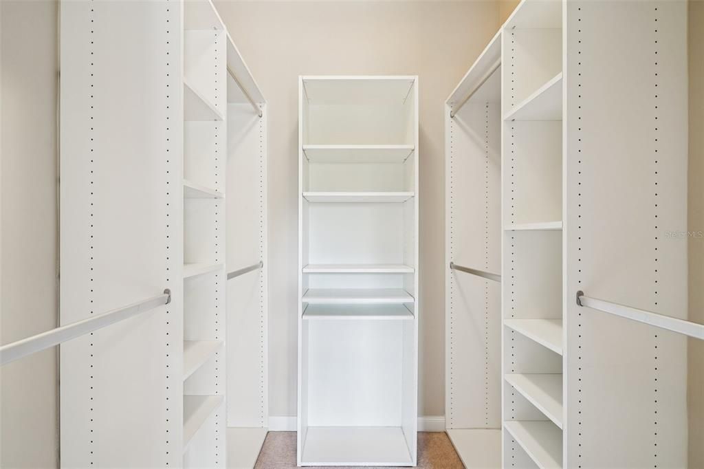 合同活跃: $399,000 (3 贝兹, 3 浴室, 1810 平方英尺)