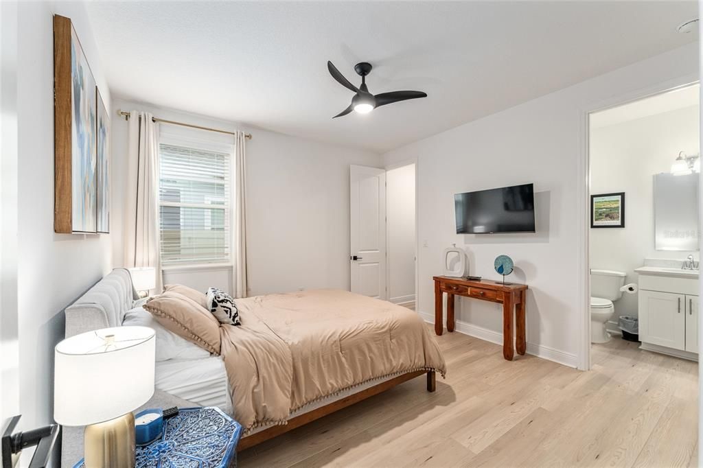 待售: $424,900 (4 贝兹, 3 浴室, 2667 平方英尺)