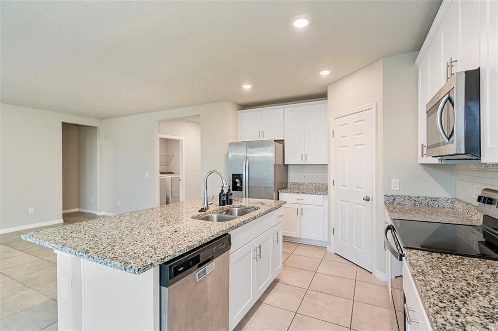 出租: $1,990 (3 贝兹, 2 浴室, 1506 平方英尺)