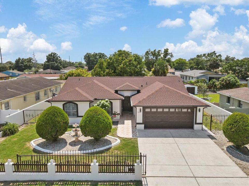 Recently Sold: $599,000 (3 beds, 2 baths, 2191 Square Feet)