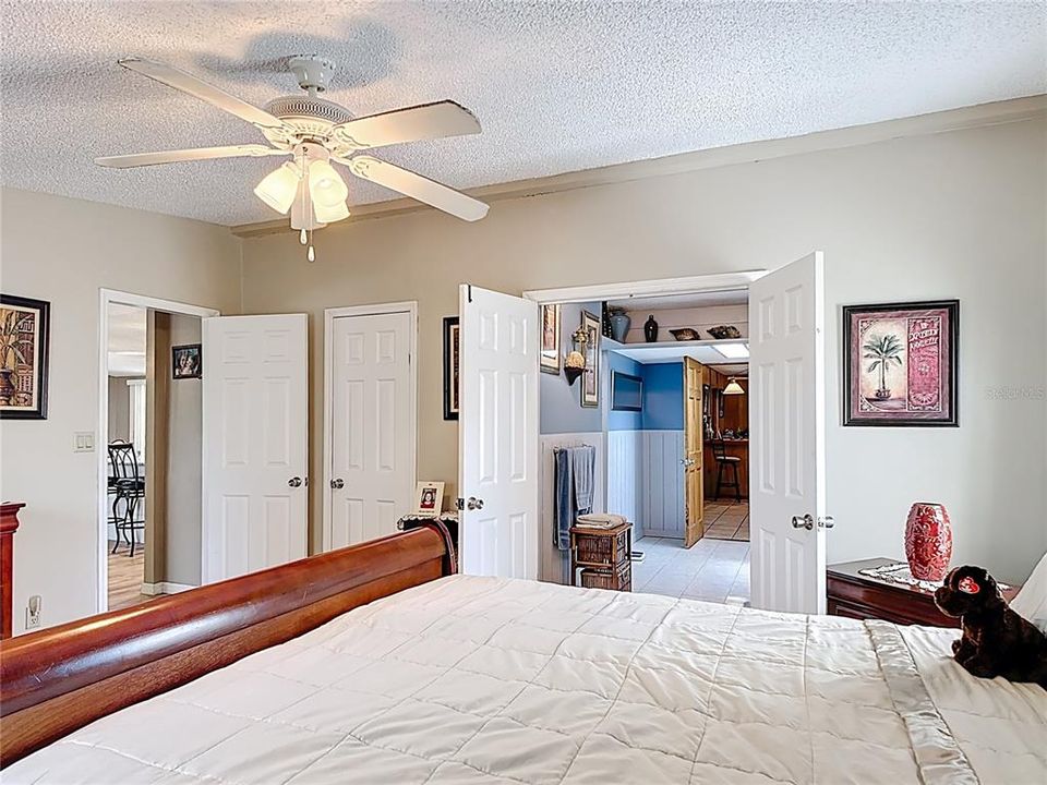 For Sale: $440,000 (4 beds, 3 baths, 2292 Square Feet)