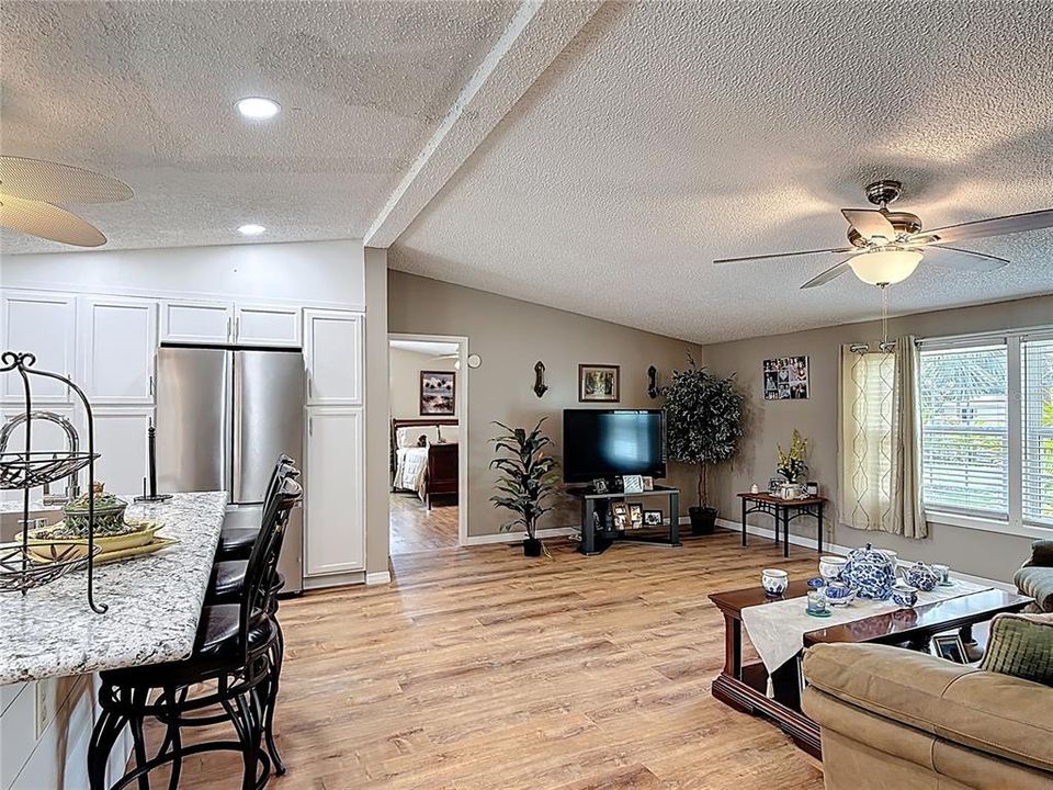 For Sale: $440,000 (4 beds, 3 baths, 2292 Square Feet)